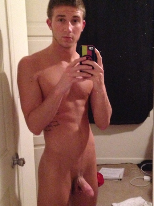 Hot Guy Cut Dick Selfie