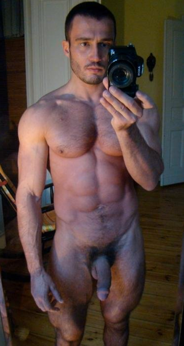 Naked Man Muscle 14