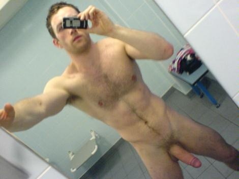 Straight Guy On Locker Room Naked Selfie Amateur Straight