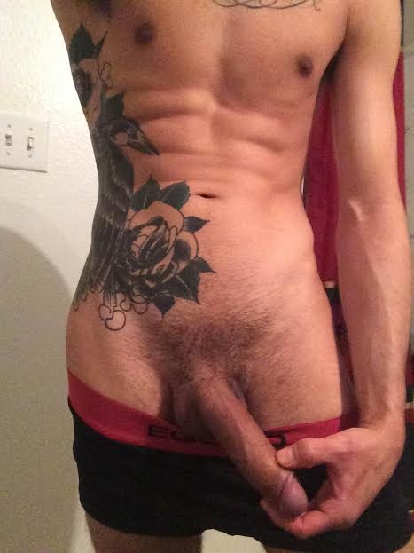 Tattoo Guy Naked Selfie