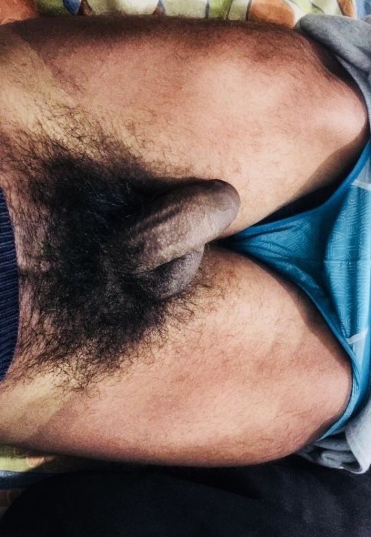 Black Thug Pubes - A lot of pubic hair between my sleeping dick - Amateur ...