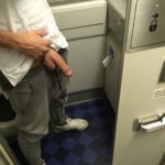 I came to masturbate to the bathroom of the plane