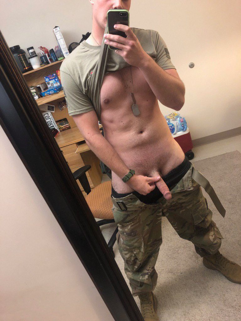 Military guy naked selfie