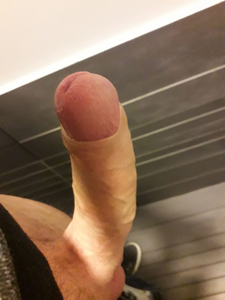 Uncut veiny upward cock