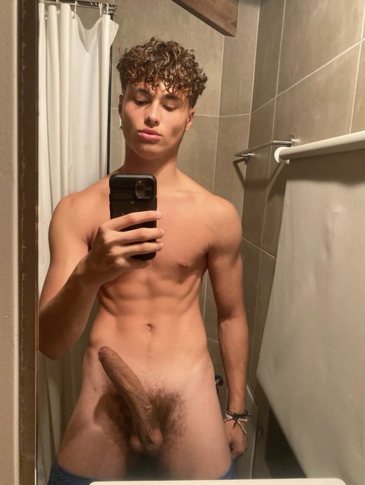 Hairy teen dick