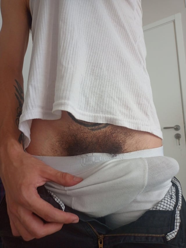 Bulge and pubes