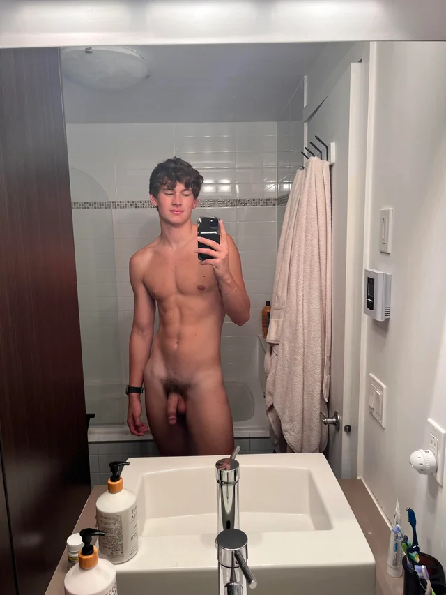 Soft cut cock with pubes mirror selfie