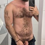 Bearded Daddy semi uncut dick mirror selfie