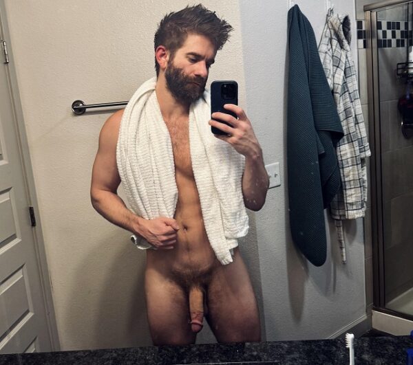 Feeling all kinds of naughty in this steamy selfie